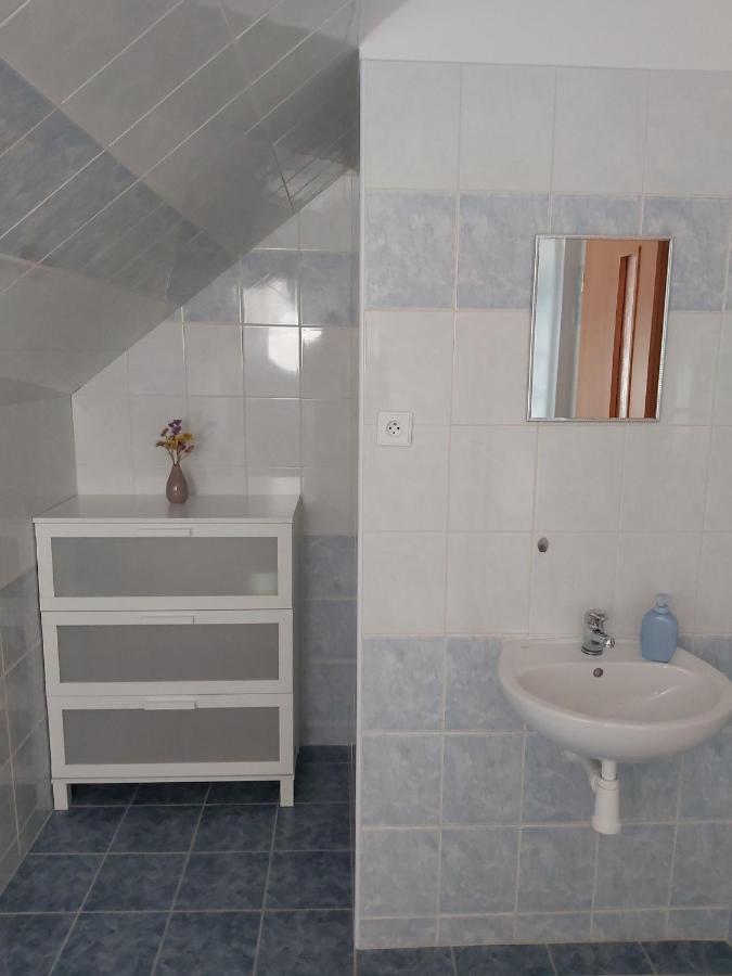 Pivni Lednice Lhota pod Libcany Exteriér fotografie