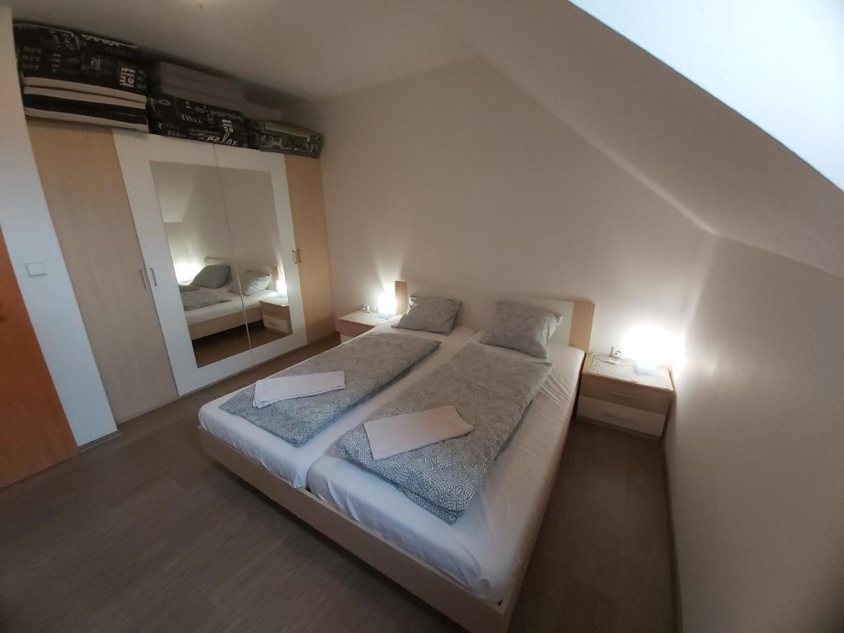 Pivni Lednice Lhota pod Libcany Exteriér fotografie